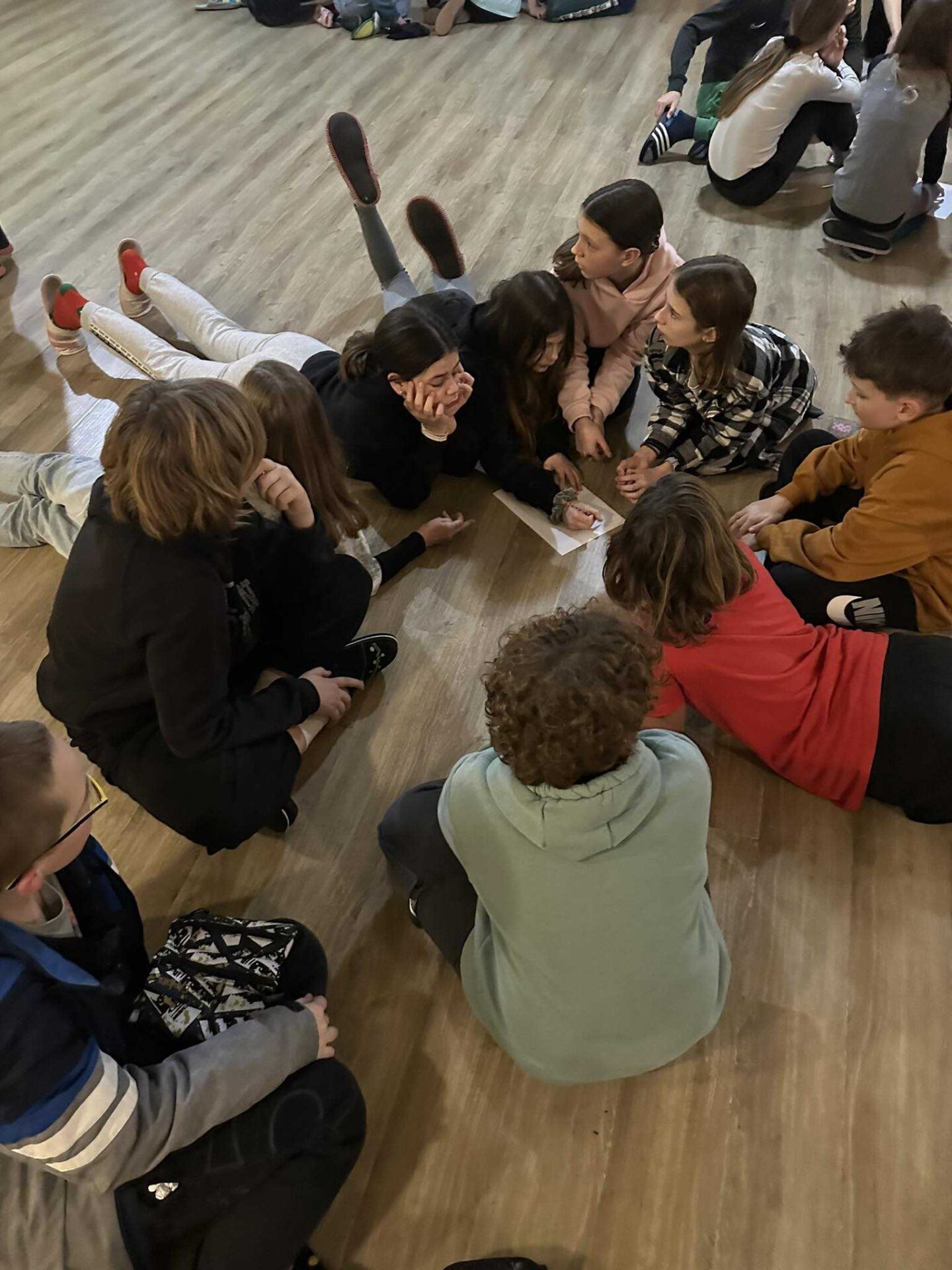 3545_received_703562548593823